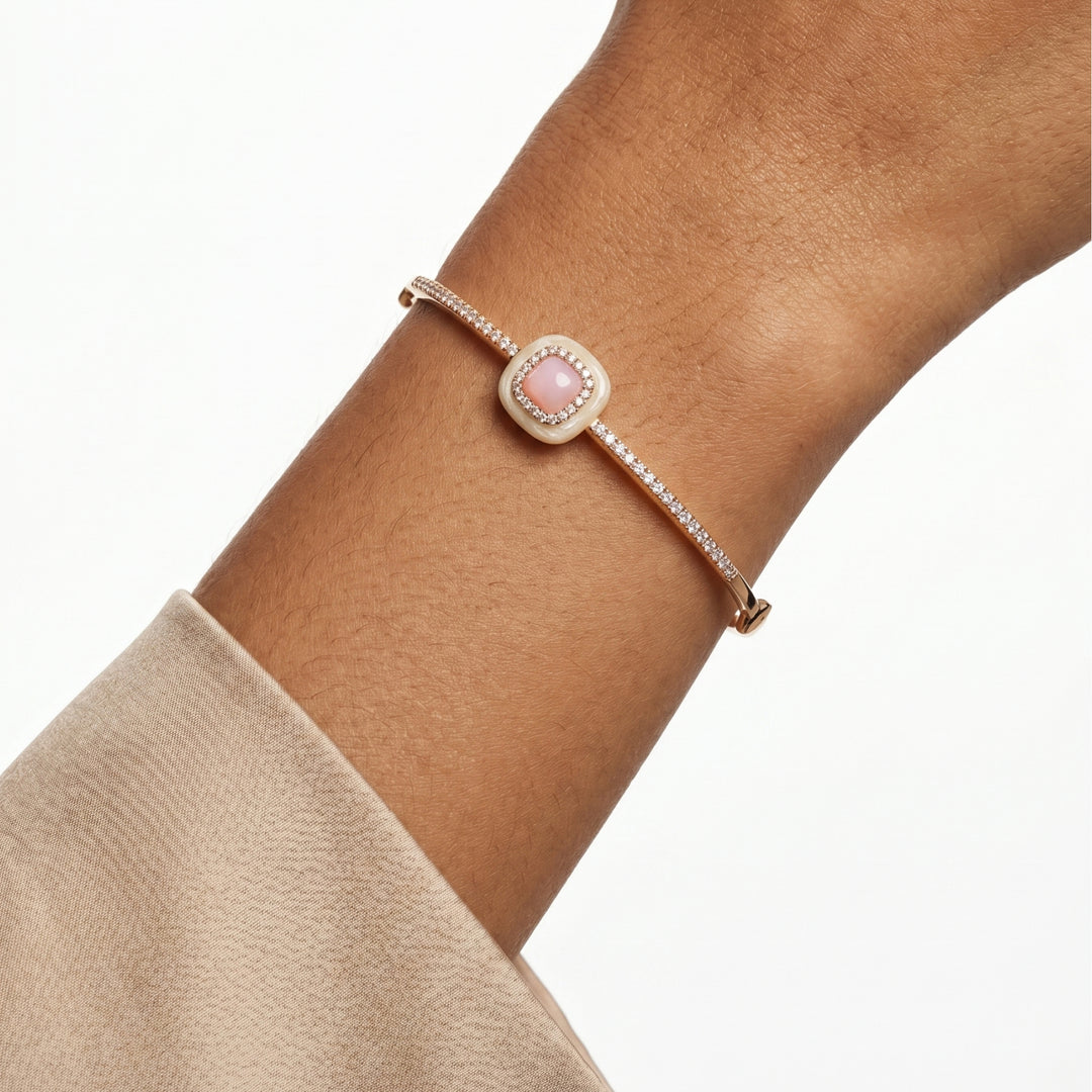 Cushion Cabochon Bangle in 18K Rose Gold