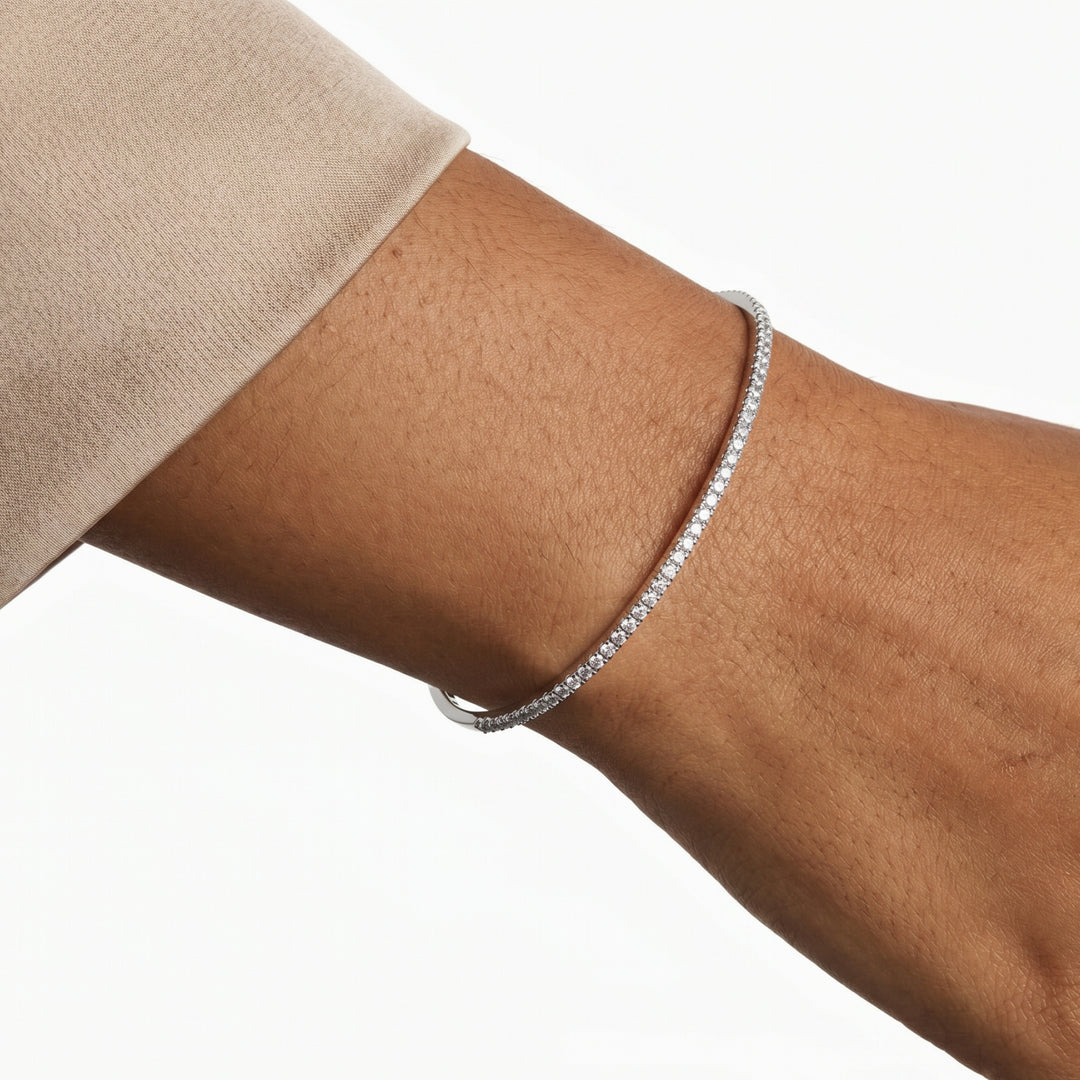 Slim Diamond Bracelet in 18K White Gold